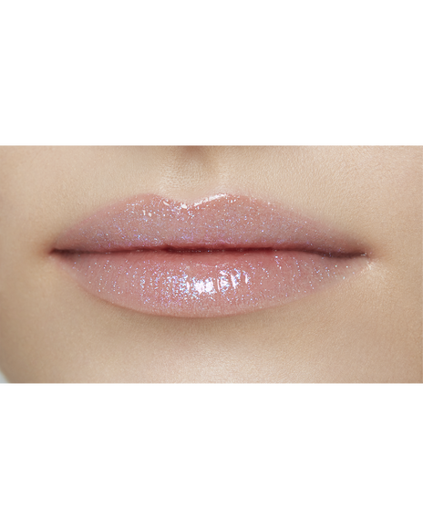 Photo of lips of a model with a light skin tone wearing "CREAM ROUGE SPARKLES" in shade 301.