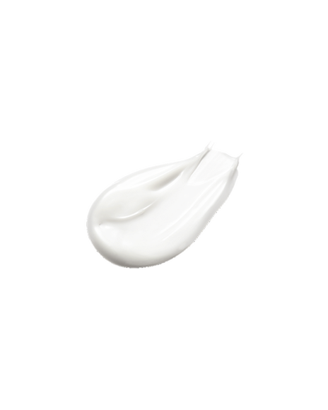 Photo of a smooth, rich white cream texture.