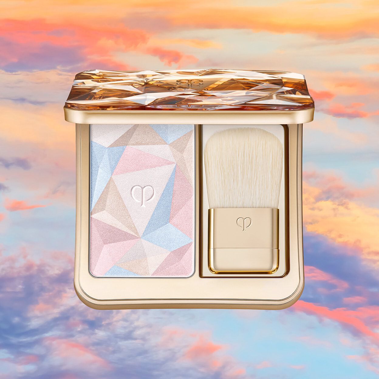 LUMINIZING FACE ENHANCER | Clé de Peau Beauté HK
