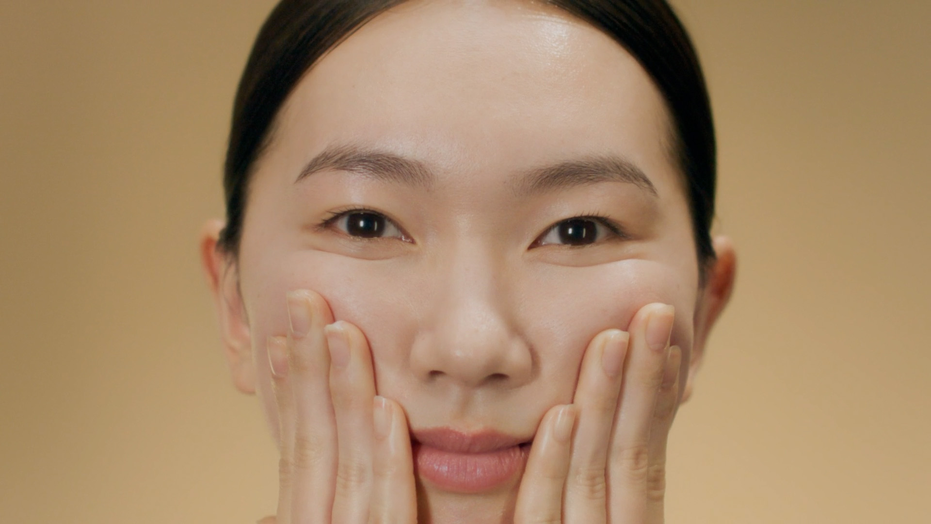 Photo of facial exercise, step 1-1